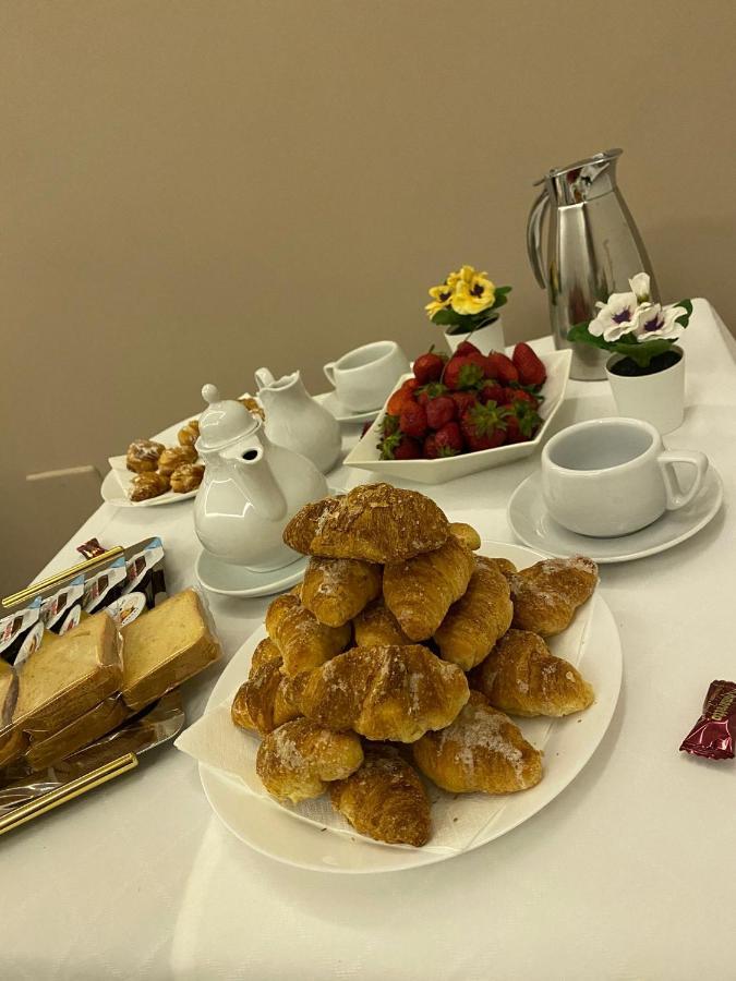 Bed and Breakfast Salotto Toledo Neapol Zewnętrze zdjęcie